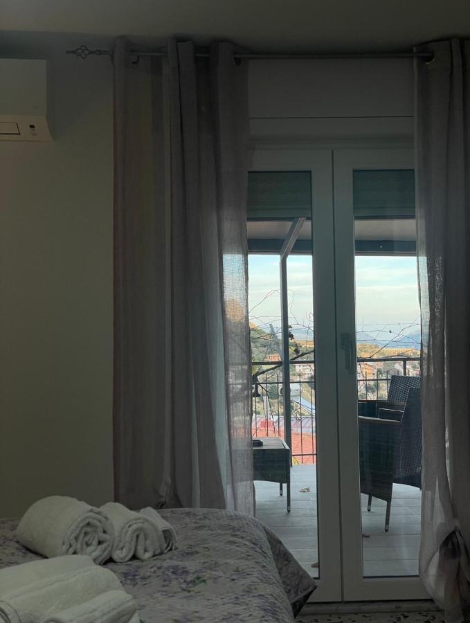 Affittacamere Il Vicoletto Aria Ona Villagrande Strisaili Екстер'єр фото